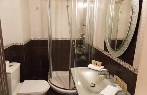 Petralona Apartment | Petralona Vibes Modern Comfort in a Historic Dis
