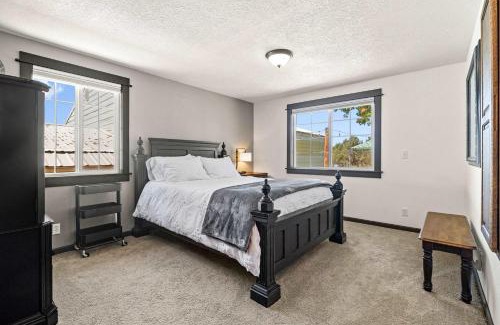 Alfalfa House | Pets OK - Perfect Couple's Retreat in Bend