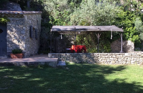 Le Beaucet Cottage | Pets welcome, quiet location, south facing. Swimming pool.