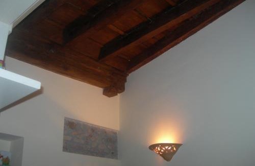 Rione VII Regola Bed & Breakfast | Pettinary Village B&B