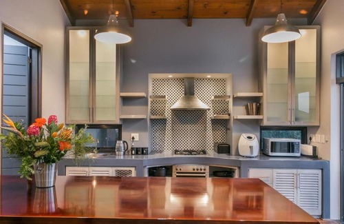 Knysna Villa | Pezula Sunset Views