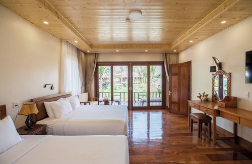 Phong Dien Hotel | Phi Yen Eco Resort