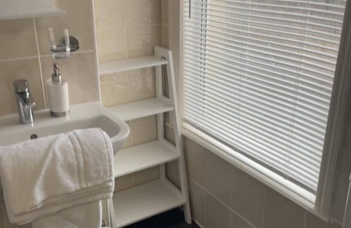 South Shore Cabin | Phildene Suites