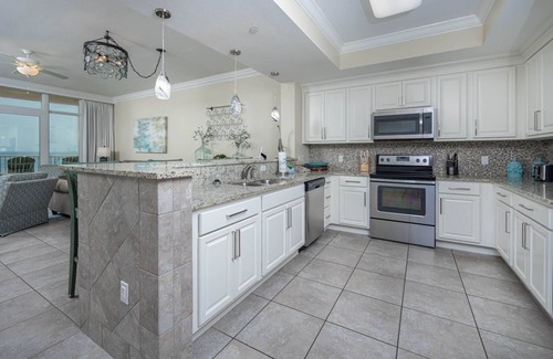 Gulf Shores Condo | Phoenix Gulf Shores 702 3 Bedroom Condo