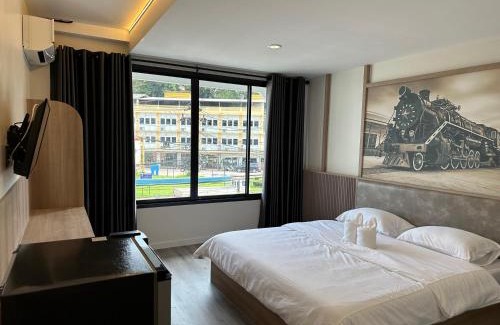 Tha Kham Hotel | PhunPhin Station พุนพินสเตชั่น