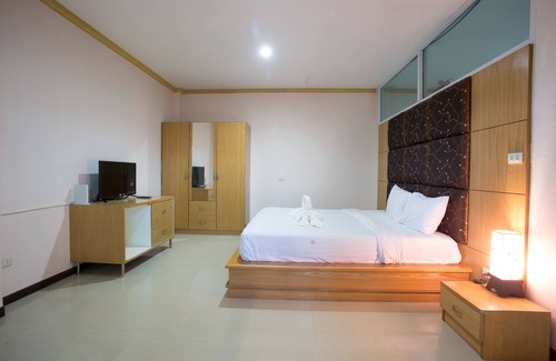 Chaiyaphum Hotel | Phusuay Park View Hotel