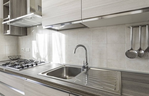 Rozzano Apartment | Piazza Alboreto, 72 - Rozzano