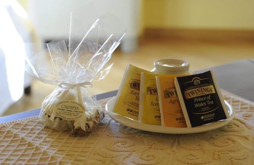Santa Caterina House | Piazza Azuni 18 Guesthouse