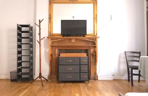 London City Centre Apartment | Piccadilly Theatreland Studio