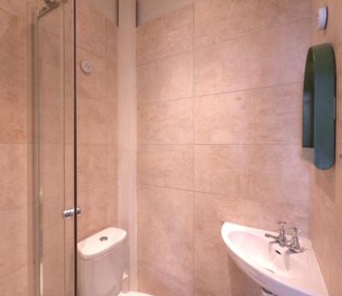 London City Centre Apartment | Piccadilly Theatreland Studio