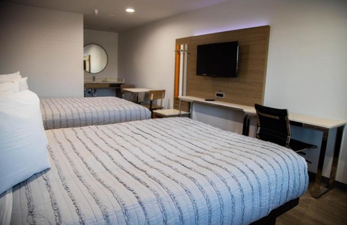 El Rancho Hotel | Pico Rivera Inn and Suites