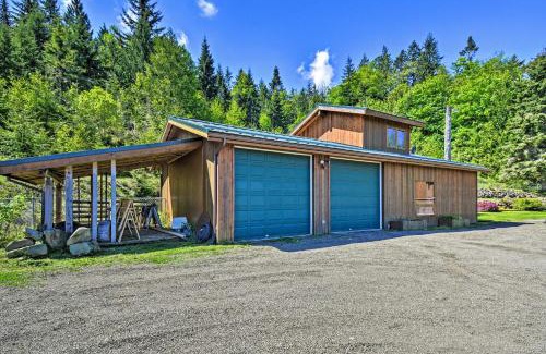 Port Angeles House | Picturesque Port Angeles Cabin with Fire Pit!