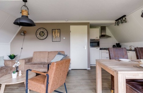 Zwiggelte House | Pied Flycatcher I Elegant Chalet with Cozy Outside Area