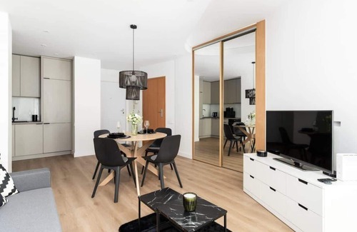 Poznan City Center Apartment | Piekary 16 | Bright Studio in Poznań | Parking