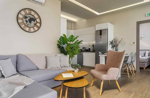 Pantokratoras Villa | Pietra Cave Suite with private pool