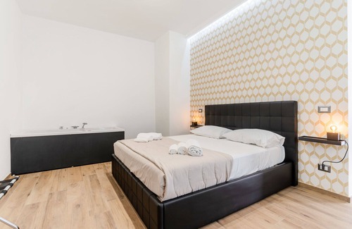 Municipio 1 Bed & Breakfast | Pietramare Luxury - Amber by Rentbeat