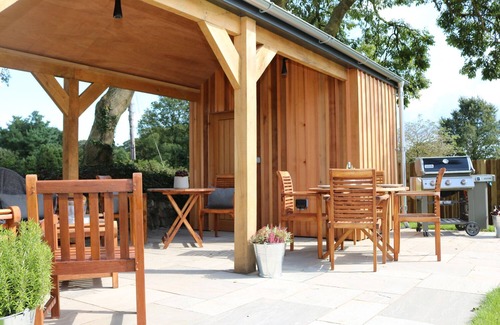 Falmouth Cottage | Pig House, Boskensoe Barns