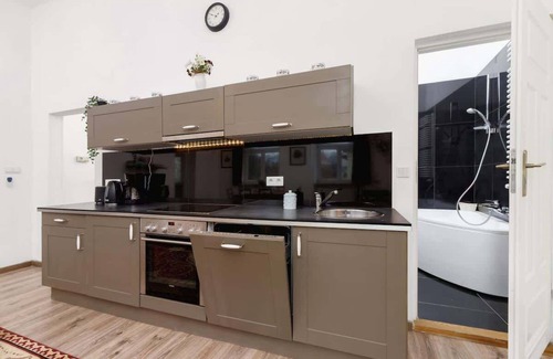 Stare Miasto Apartment | Pijarska 19 | Apartment with 3 Bedrooms | Cracow