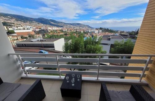 Santo Antonio Apartment | Pilar Balconies in Funchal City