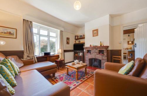 Bacton House | Pilgrims Cottage