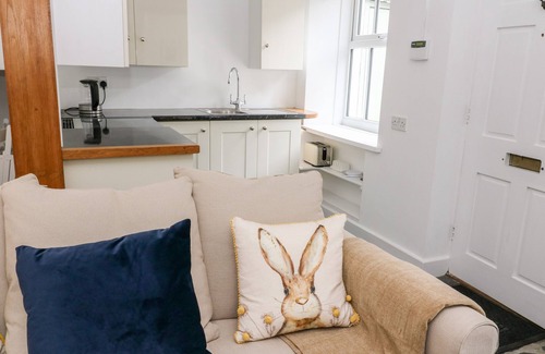 Sedbergh House | PINE COTTAGE, pet friendly, character holiday cottage in Sedbergh