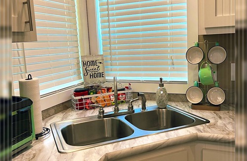 Piney Cottage | Pine Grove Escape ! 🌲