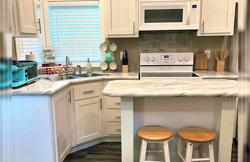 Piney Cottage | Pine Grove Escape ! 🌲