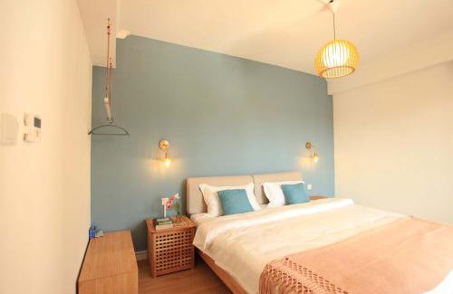 Tongzhou Hotel | pine house