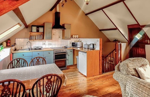 Porthyrhyd Ski Chalet | Pine log lodge with one double and one with bunks and a single.