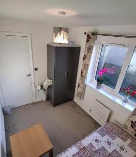 Colchester Bed & Breakfast | Pine tree House