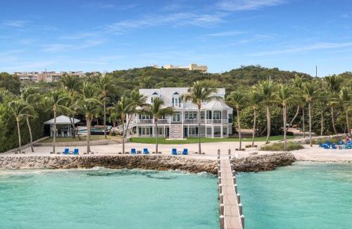 Islamorada House | Pineapple Beach