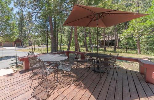 Dorrington House | Pinecone Peak