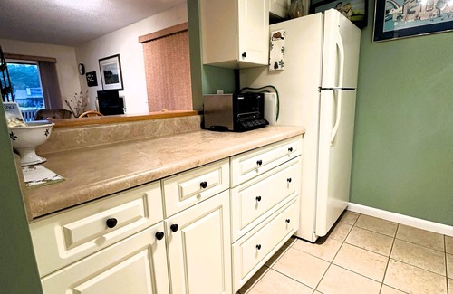 Pinehurst Condo | Pinehurst Lakeview 2BR First Level Condo - Waterfront and Pool!