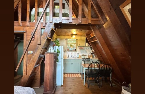 Farmerville Cabin | Piney Woods A-Frame on Lake D’Arbonne