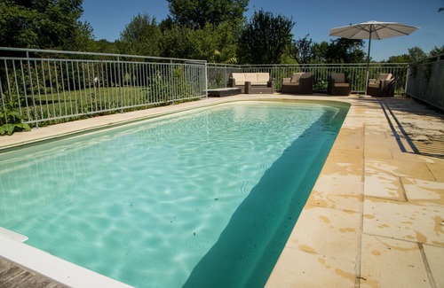 Vergt House | Pink Chamber: charm and sweetness