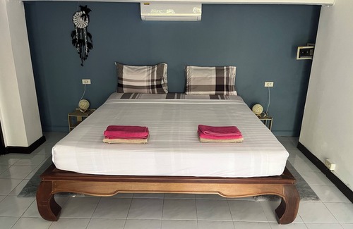 Maret House | PINK HOUSE