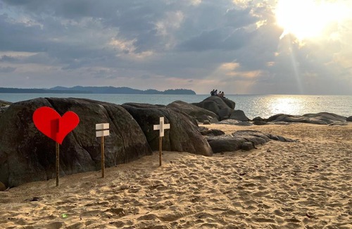 Lam Kaen Apartment | Pink Panther in KhaoLak