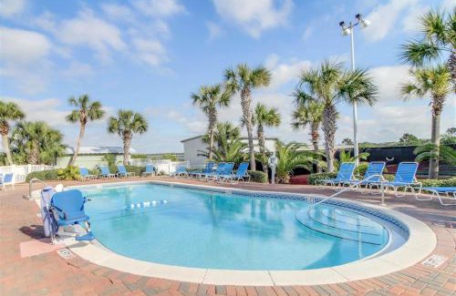 Sunnyside Apartment | Pinnacle Port Beach Resort