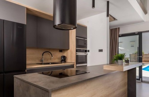 Lopar House | Pinnidae by Interhome