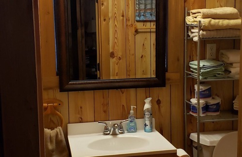 Hornbeak Cabin | Pintail Lodge. Fishing and Hunting Efficiency Lodge.