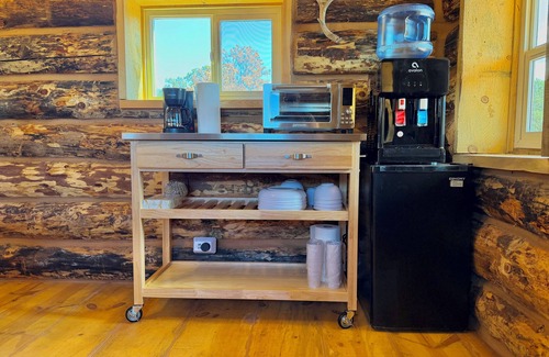 Torrey Cabin | Pioneer Cabin at Lion Mountain Retreat on 10 Acres Surrounded by Public Land