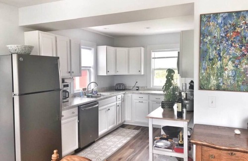 South Addison House | Piper House in Quaint Fishing Village - Pet Friendly