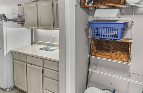 Fort Walton Beach Condo | Pirates Bay B204 - Cozy Condo With Beautiful Bay View