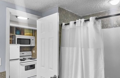 Fort Walton Beach Condo | Pirates Bay B303 - Stunning Views - Comfortable and Affordable!