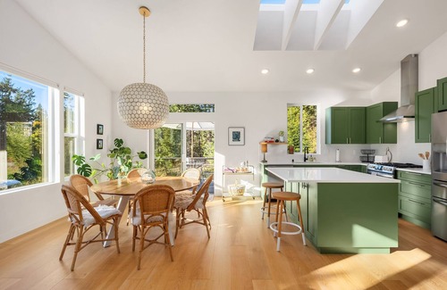 Freeland House | Pirates Perch Whidbey