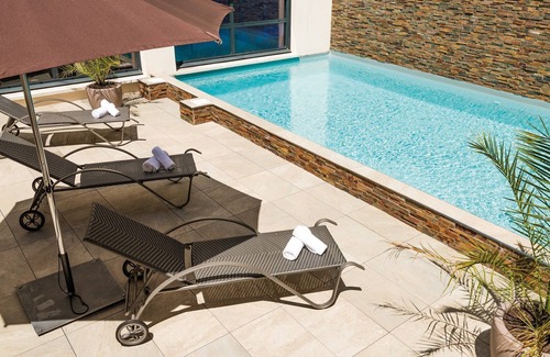 Biarritz Condo | Piscine + Proche de la Plage | Climatisé