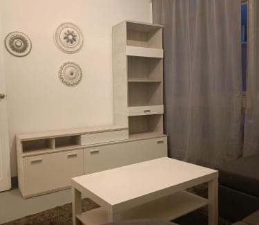 Pontedeume Apartment | Piso en Pontedeume enfrente hotel Eumesa