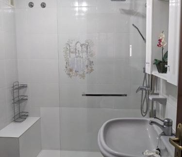 Dean Pequeno Apartment | Piso espacioso en el centro con plaza de garage