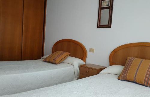 Dean Pequeno Apartment | Piso espacioso en el centro con plaza de garage