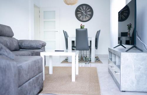 Cassa de la Selva Apartment | Piso turístico Cassa de selva